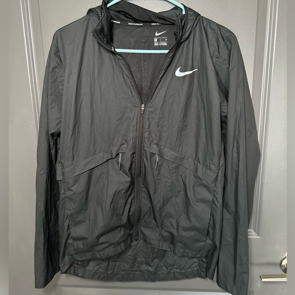 Nike Jackets & Blazers - Nike Essential Women's Hooded Running Jacket